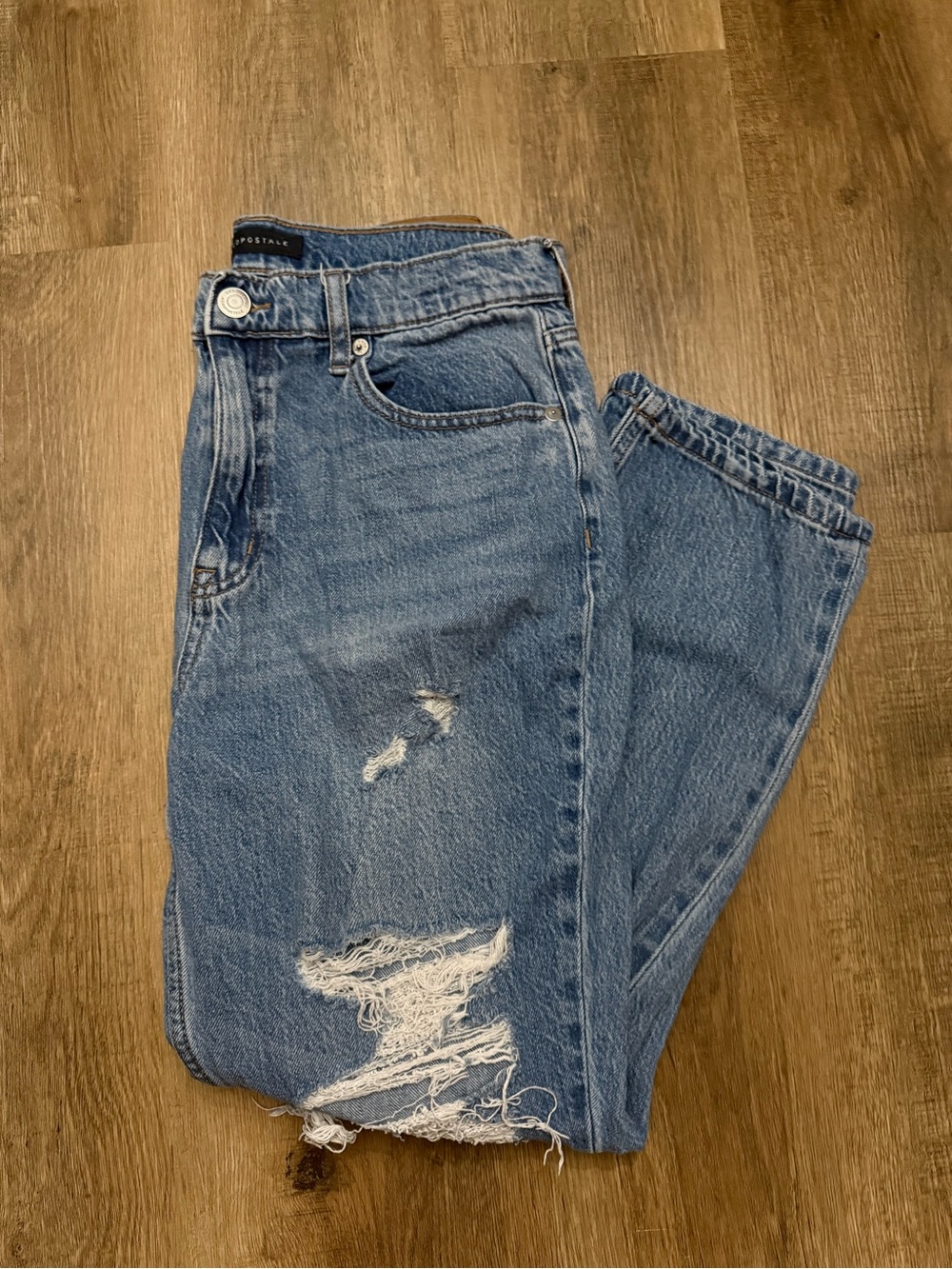 Aeropostale Mom Jean